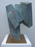 Pillhofer_ Erzengel-exP4°8_1968_Bronze- gruen-patiniert _40x43x30-1.JPG